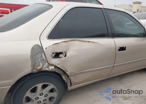 1997 Toyota Camry Le V6 z USA, uszkodzony, nr VIN JT2BF22K5V0069221